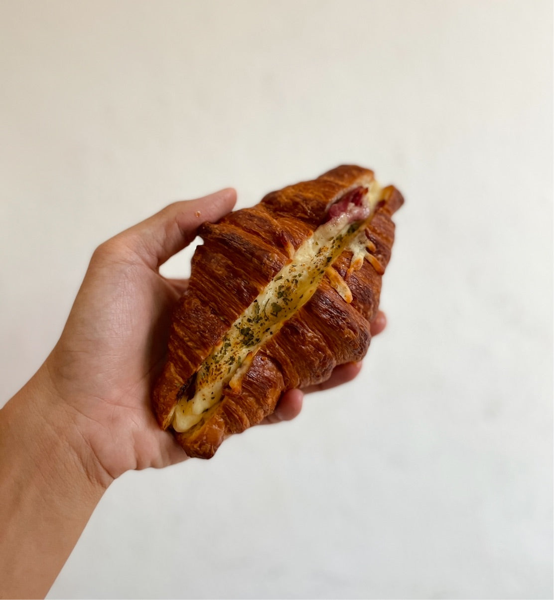 Beef Rashers & Cheese Croissant